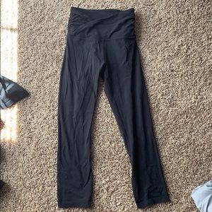 Black lulu lemon leggings
